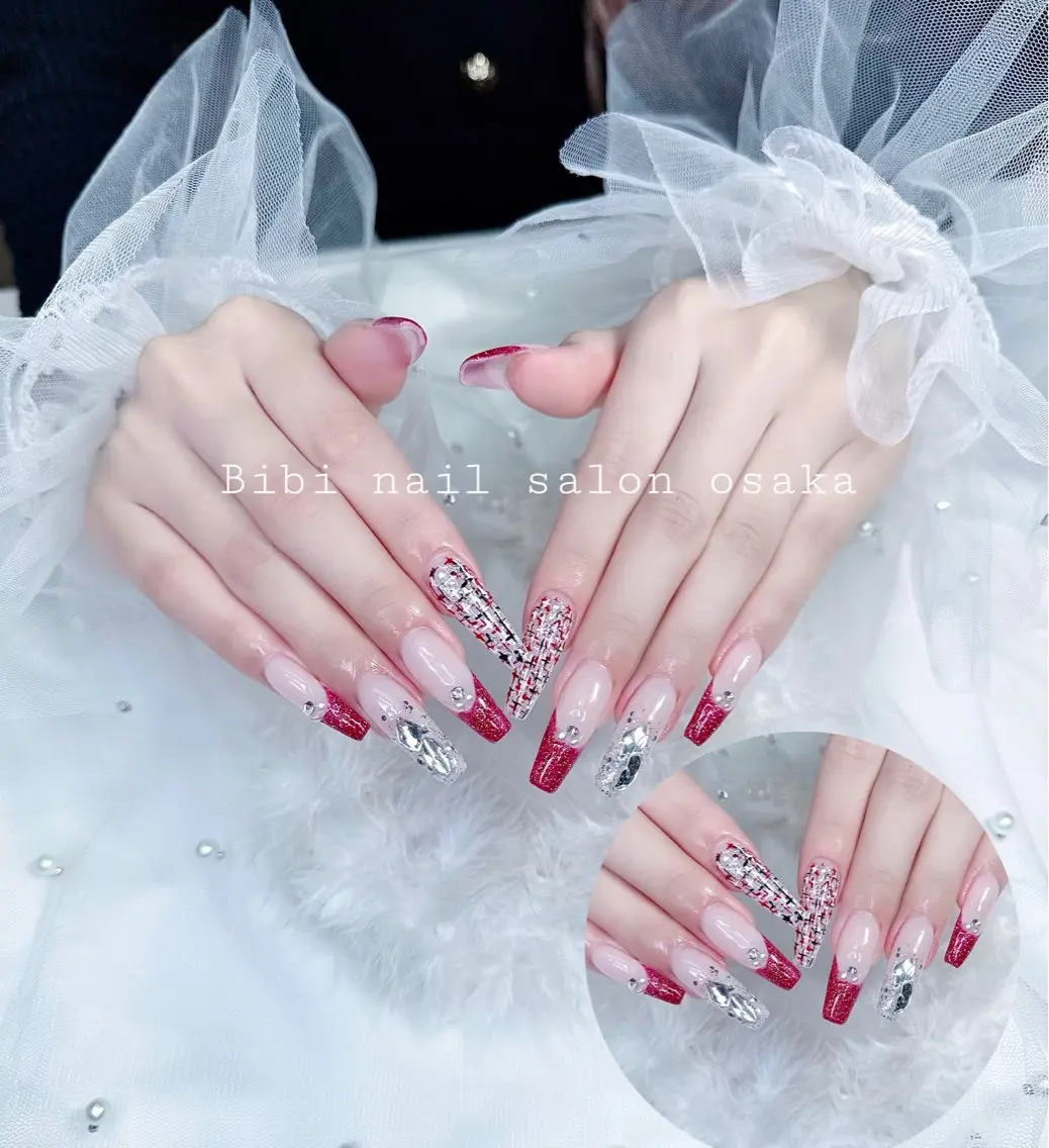 セミロング ハンドネイル Bibi nail Osakaのネイルデザイン