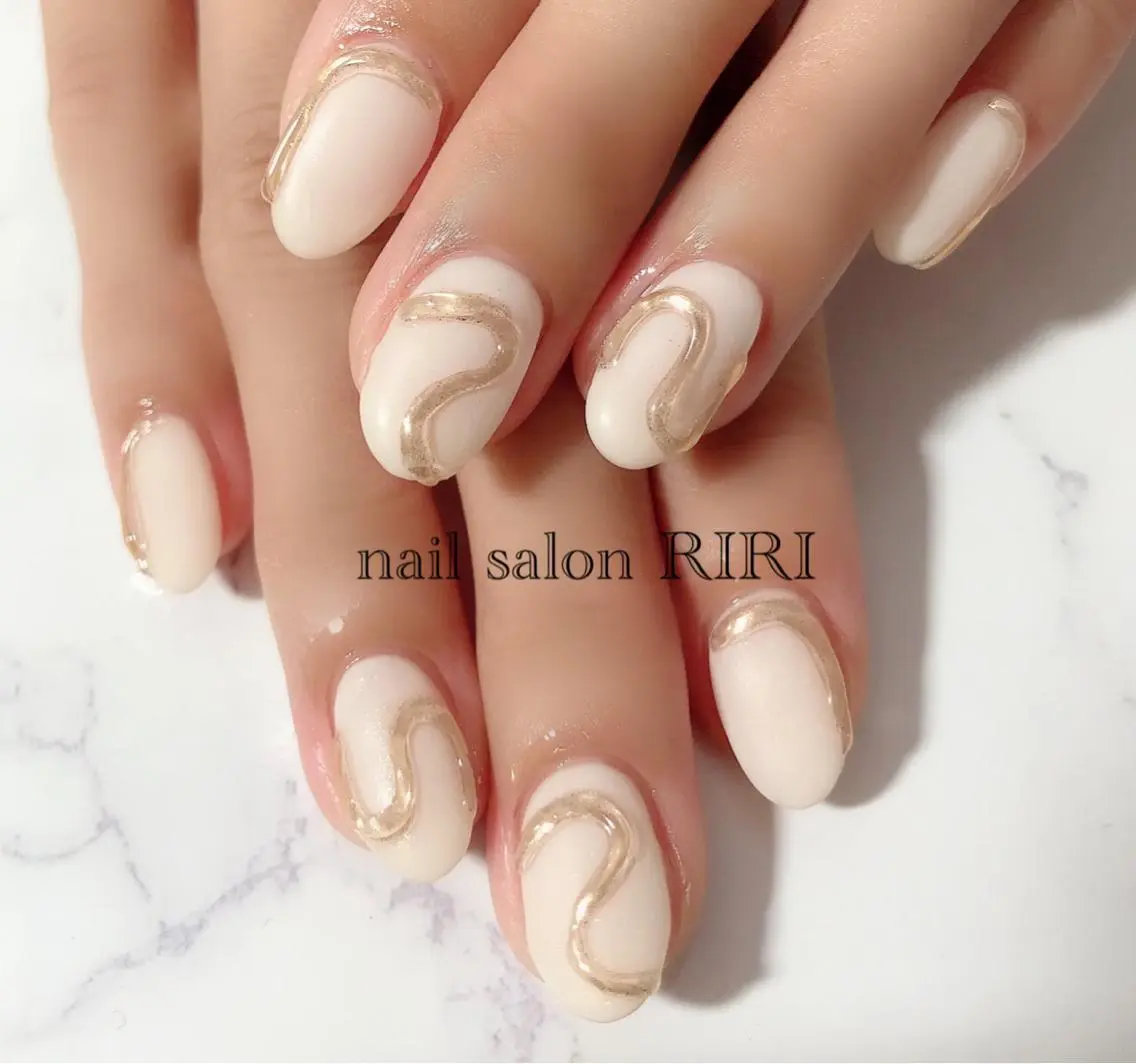 ネイル ニュアンスネイル RIRI リリのネイルデザイン