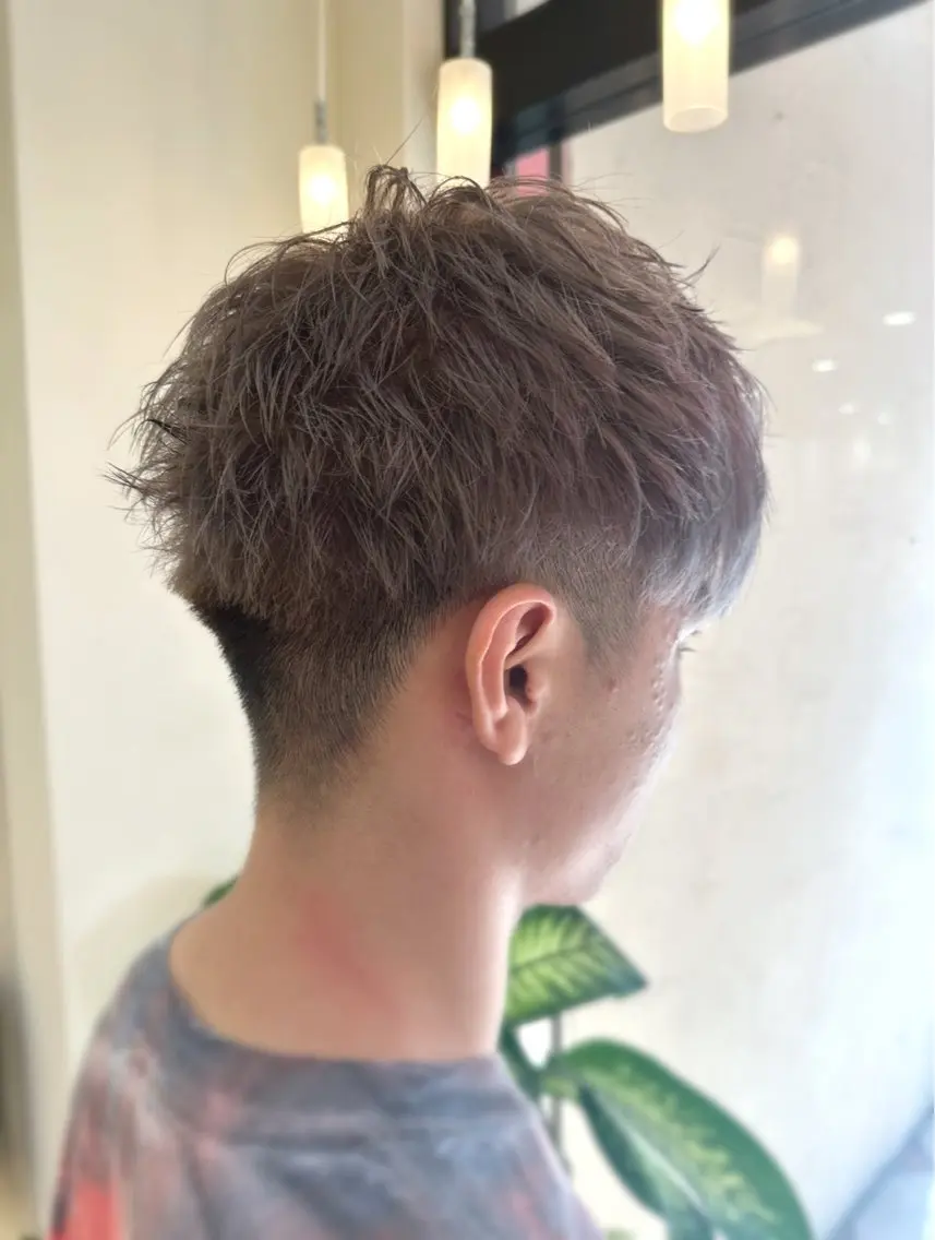 ショート カラー メンズ アッシュ アッシュグレー 透明感カラー カット ヘアカラー 小顔レイヤー💗 木村実樹のヘアスタイル