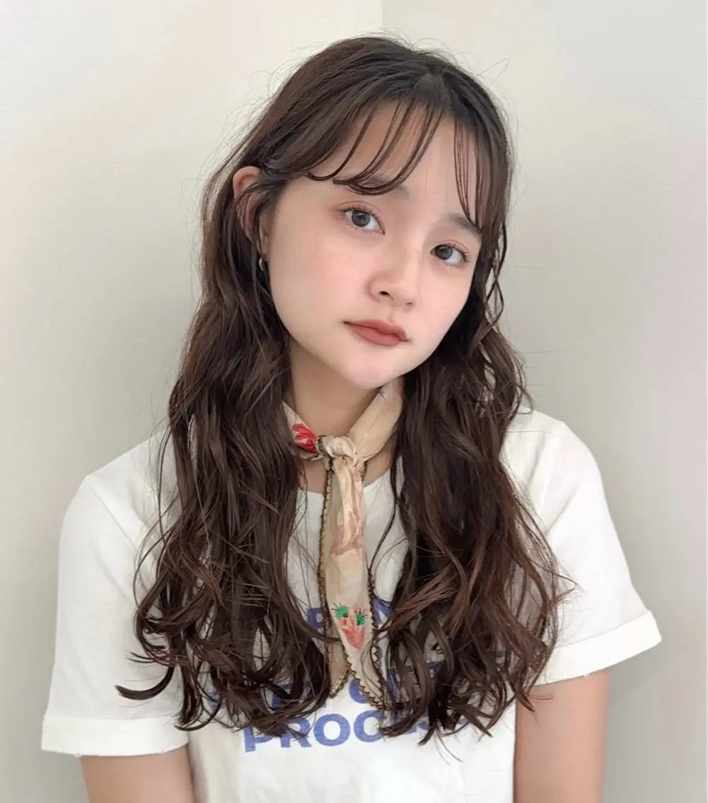 【10/9.15.23.27限定】パーマ仕上げのモデル様🎀🎼スタイリストによるカット➕パーマ付きの写真