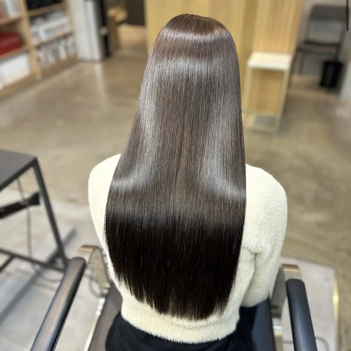 ロング 古川 千歳のヘアスタイル