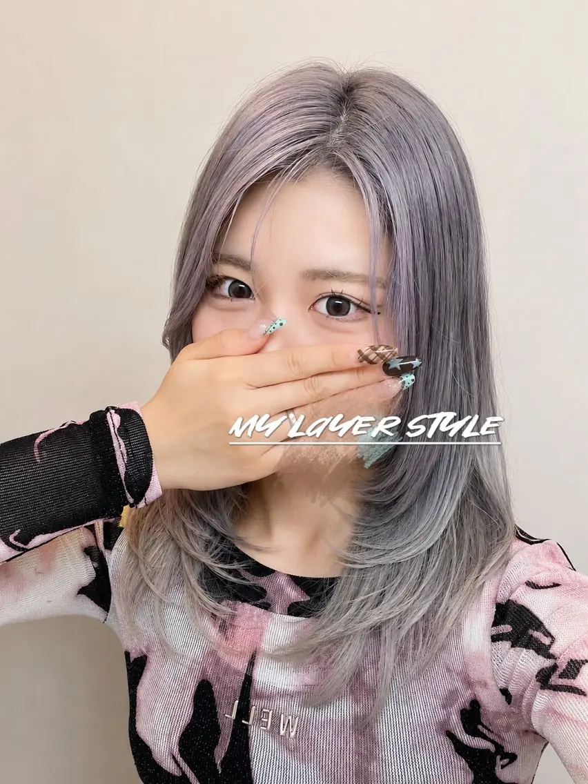 ロング カラー カット 韓国風／ハイトーン カラー AYAKAのヘアスタイル