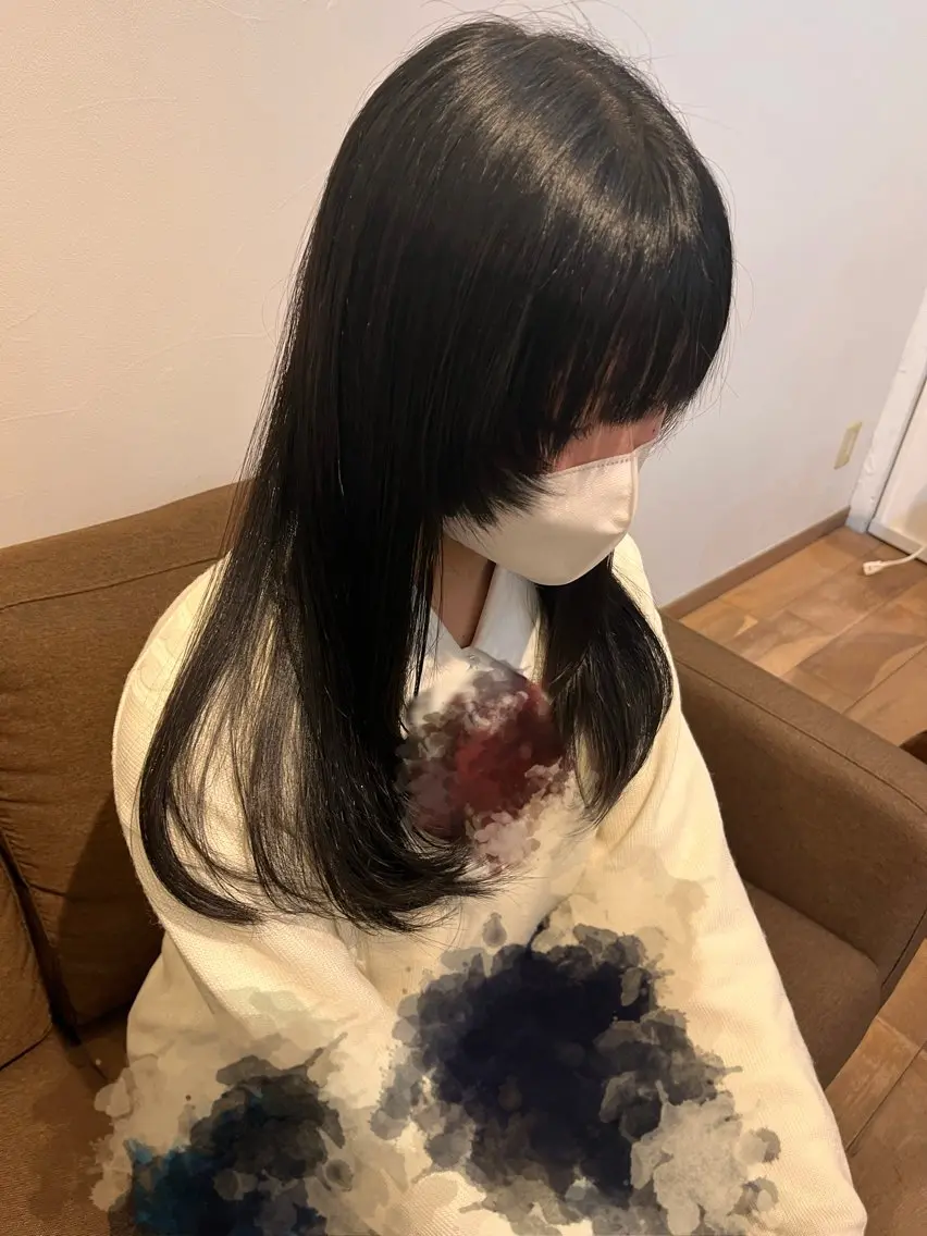 ロング ロングレイヤー 顔まわりレイヤー 顔周りカット レイヤーカット ロング 臺 佳連のヘアスタイル
