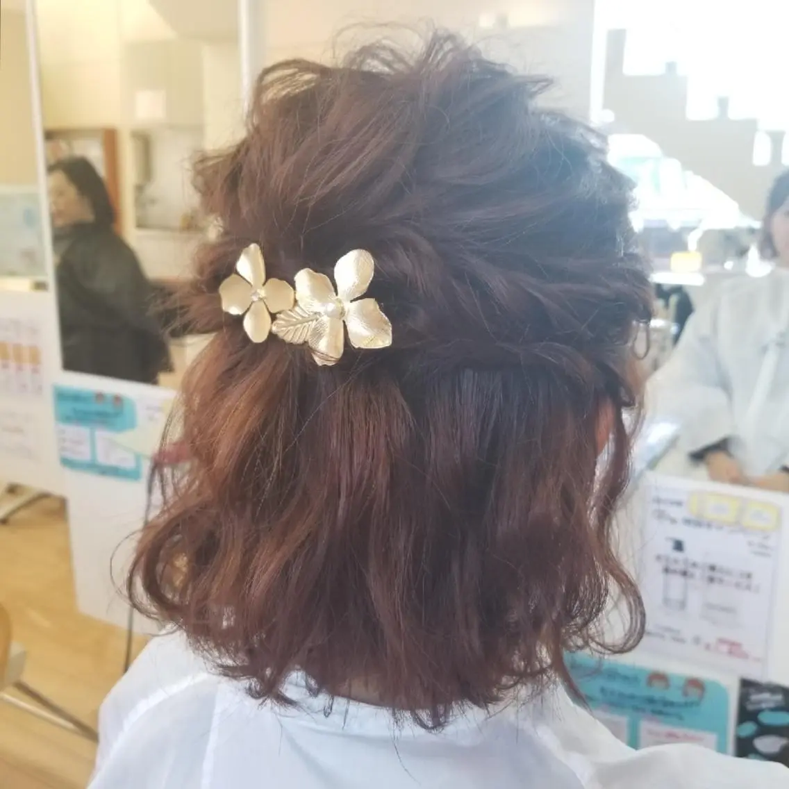 ミディアム ヘアアレンジ ハーフアップ 関口 友菜のヘアスタイル