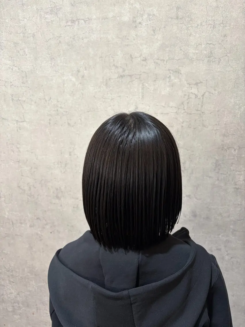 ショート 艶髪/透明感カラー 下山 萌華のヘアスタイル