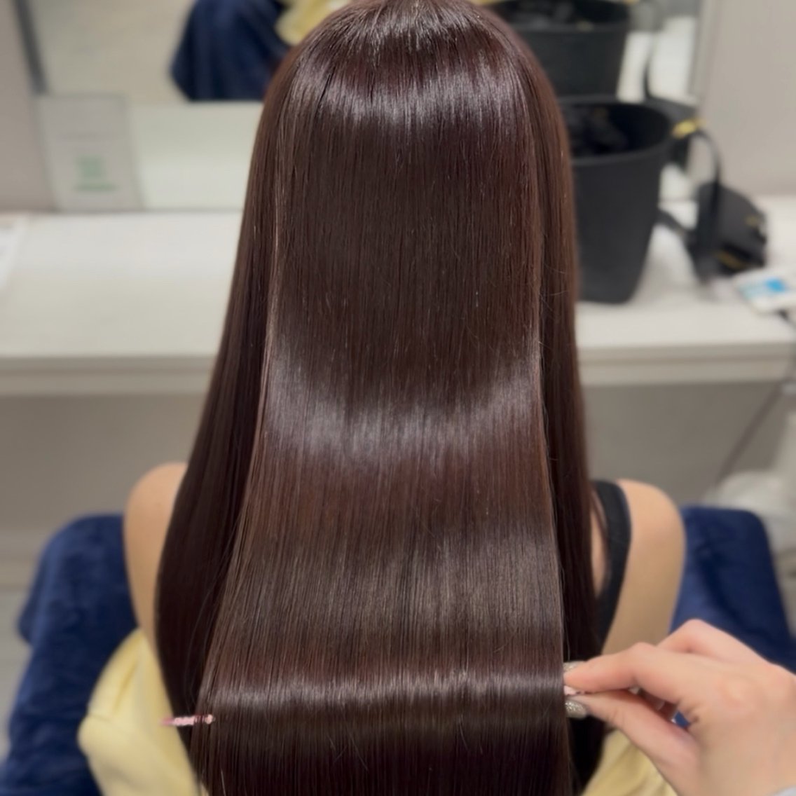 ロング カラー ヘアカラー トリートメント 🦋REISA🦋 エクステ×透明感のヘアスタイル
