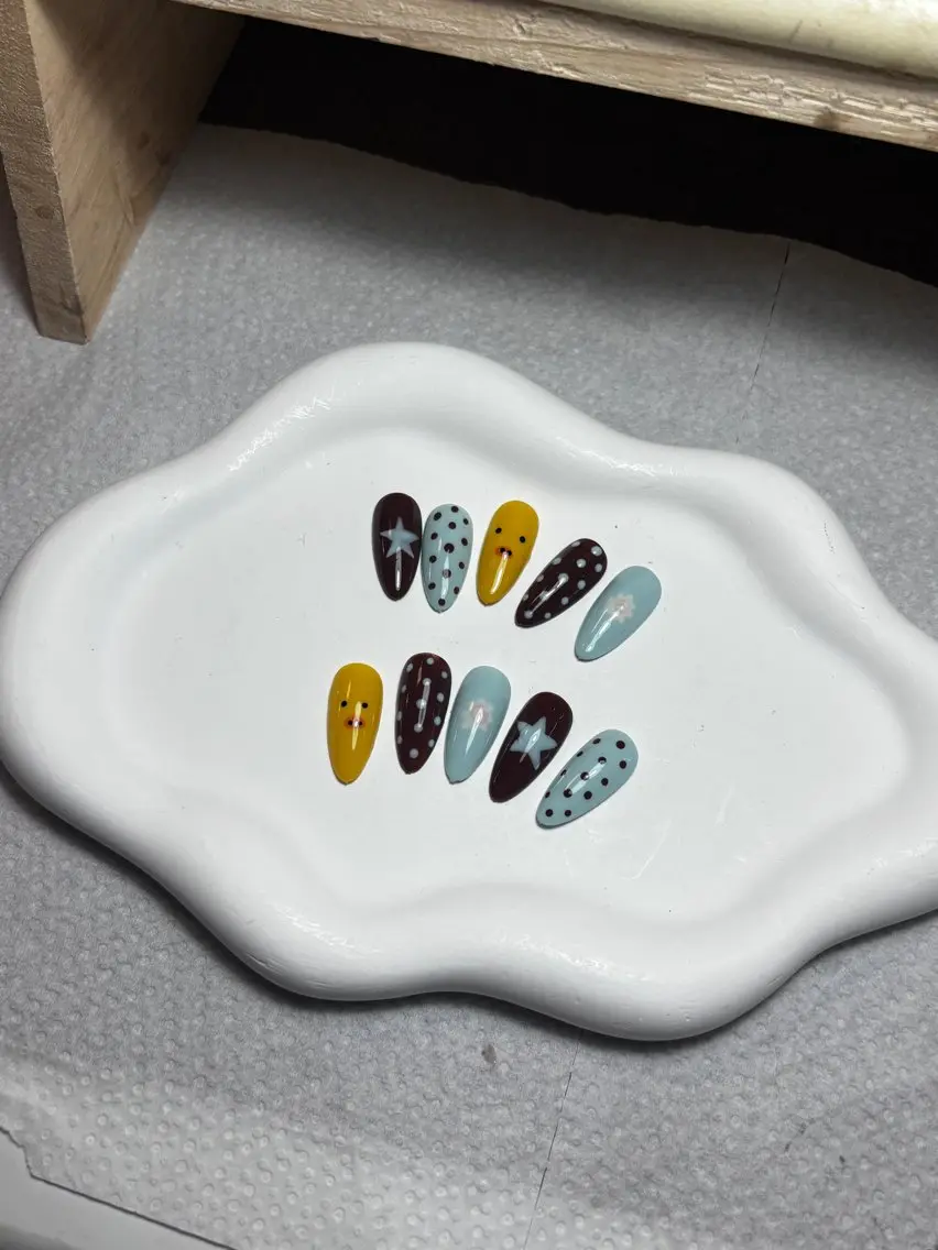 ネイル ハンドネイル Z.Nail ソンのネイルデザイン