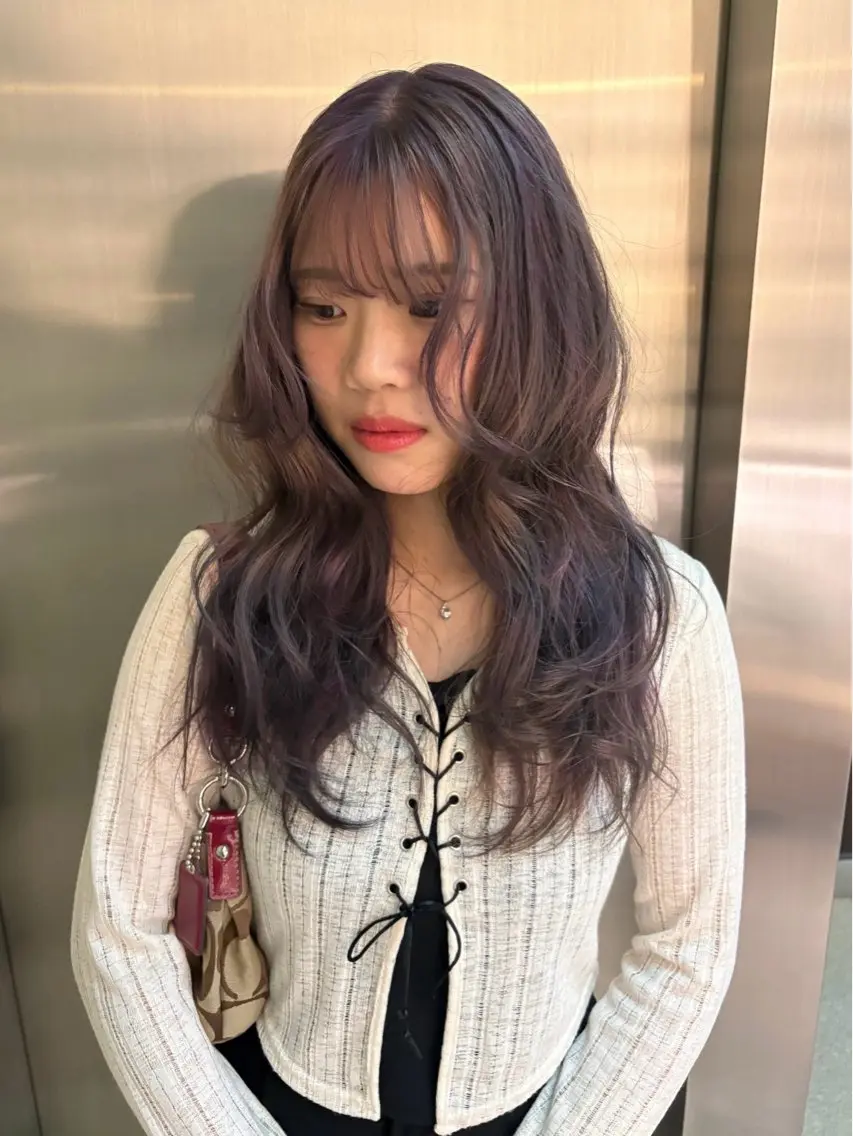 ロング カラー ブリーチ グレージュ ラベンダーカラー ラベンダーグレージュ ラベンダーグレー ヘアカラー ‘AXIS栄ガスビル Hinataのヘアスタイル