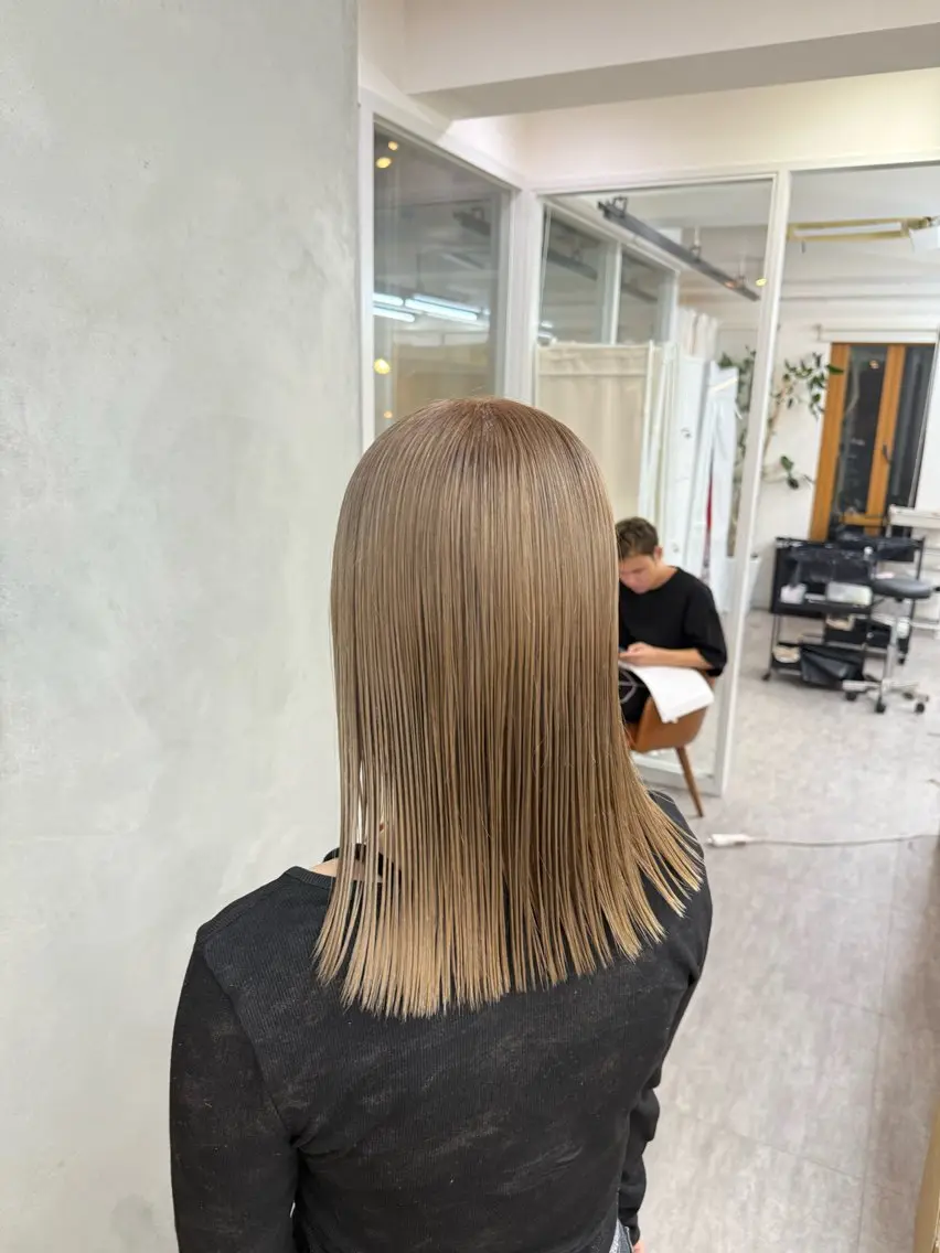 セミロング ヘアカラー 久村 泰生のヘアスタイル