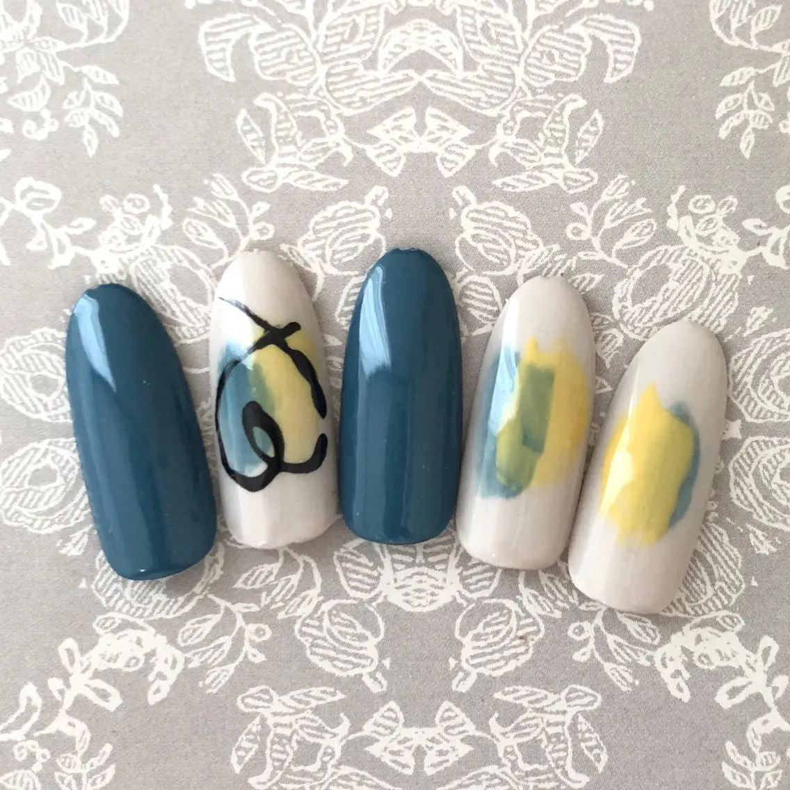 ネイル フットネイル ジェルネイル オフィスネイル スカルプネイル シンプルネイル ハンドネイル white nail salonのネイルデザイン