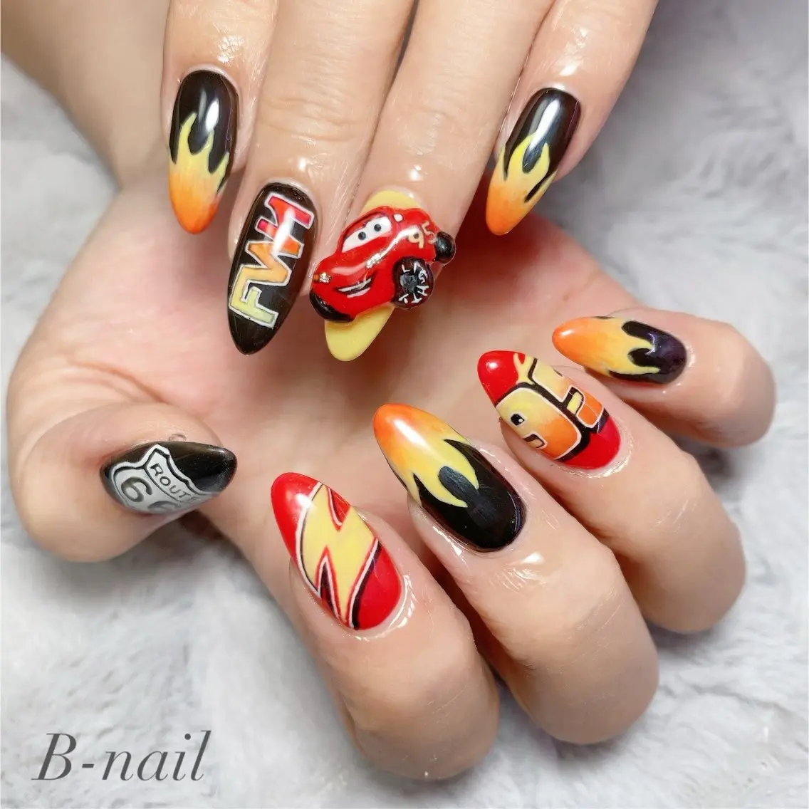 ネイル ハンドネイル B- nailのネイルデザイン