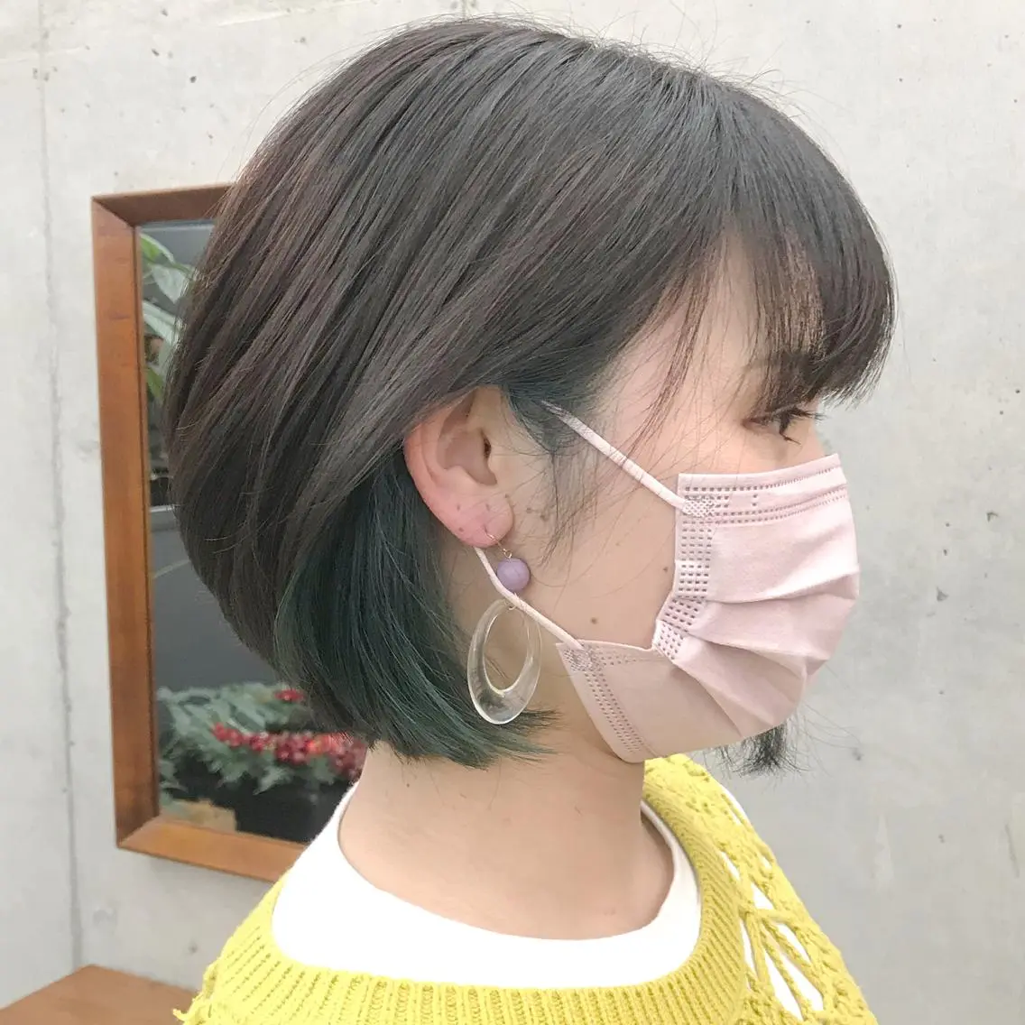 ショート カラー 前下がりボブ ブリーチ ケアブリーチ デザインカラー イヤリングカラー カット ヘアカラー トリートメント ヘアセット ✂︎ウルフ・ショート ✂︎MIKUNIのヘアスタイル