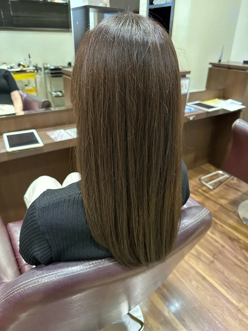 ミディアム カラー ヘアカラー 岡嶋 菜々子のヘアスタイル
