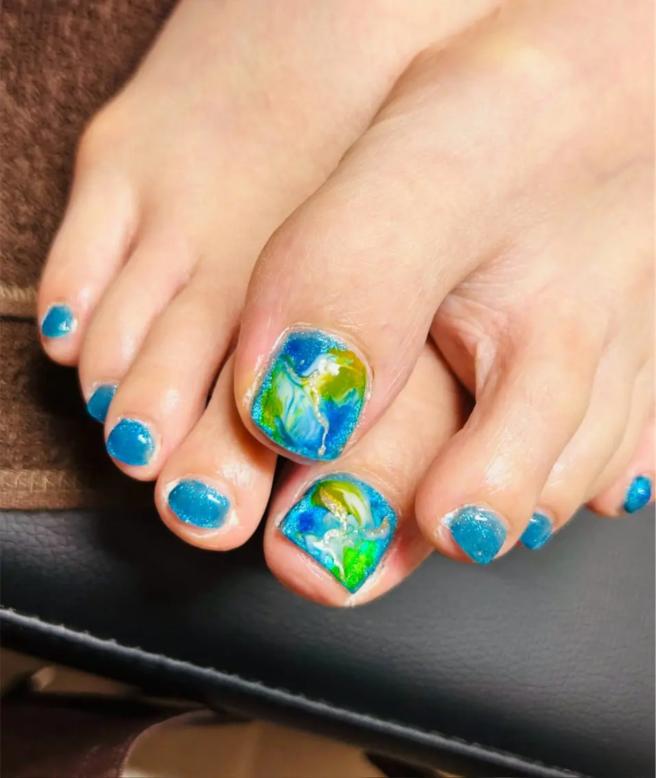 ネイル ブルー フットネイル キラキラネイル Bell Nailのネイルデザイン