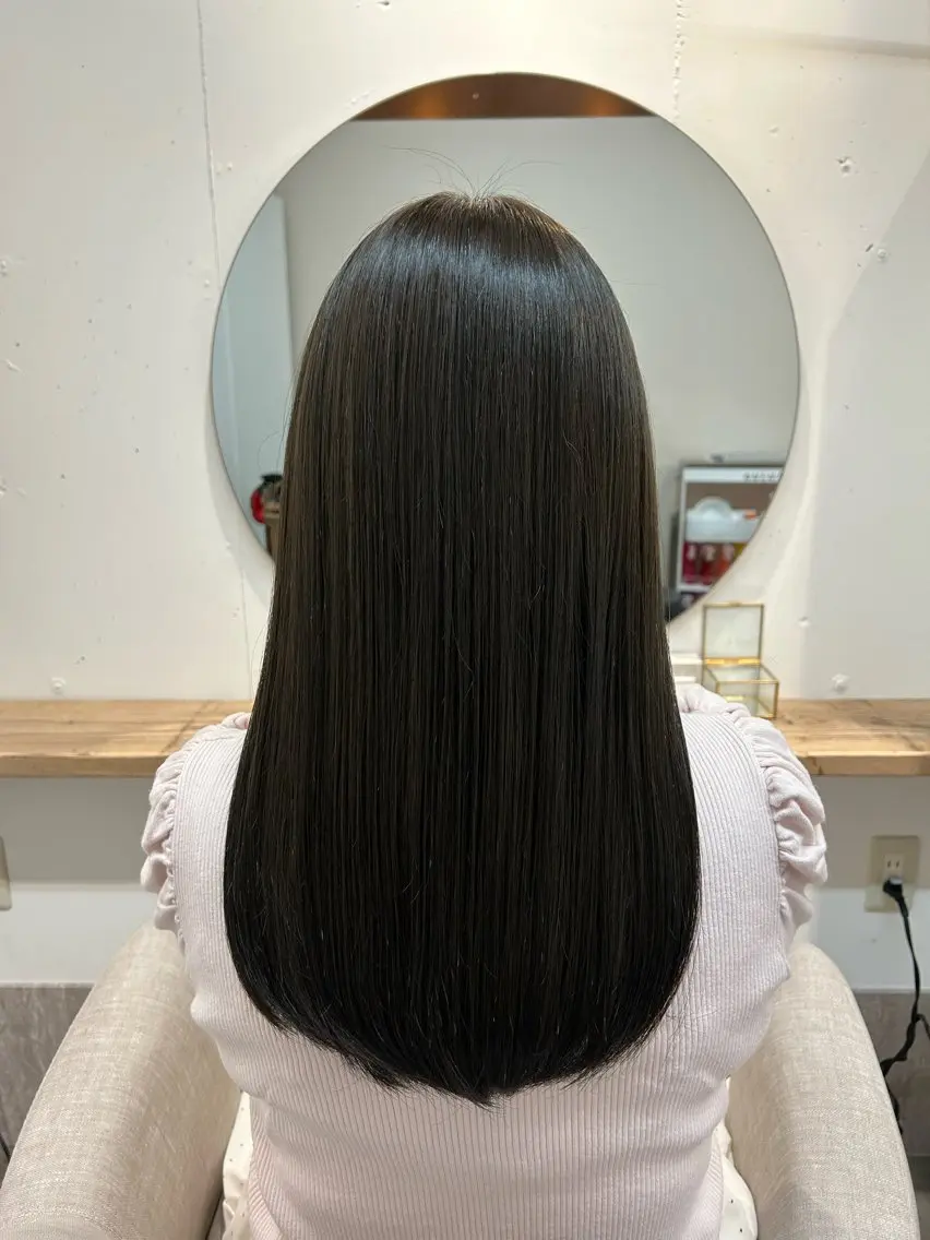 カラー グレージュ オリーブグレージュ オリーブグレー Shino シノのヘアスタイル