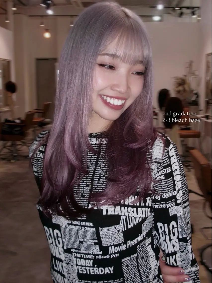 ロング カラー グラデーションカラー ヘアカラー トリートメント ura/デザイン/ ハイトーン/個性派のヘアスタイル