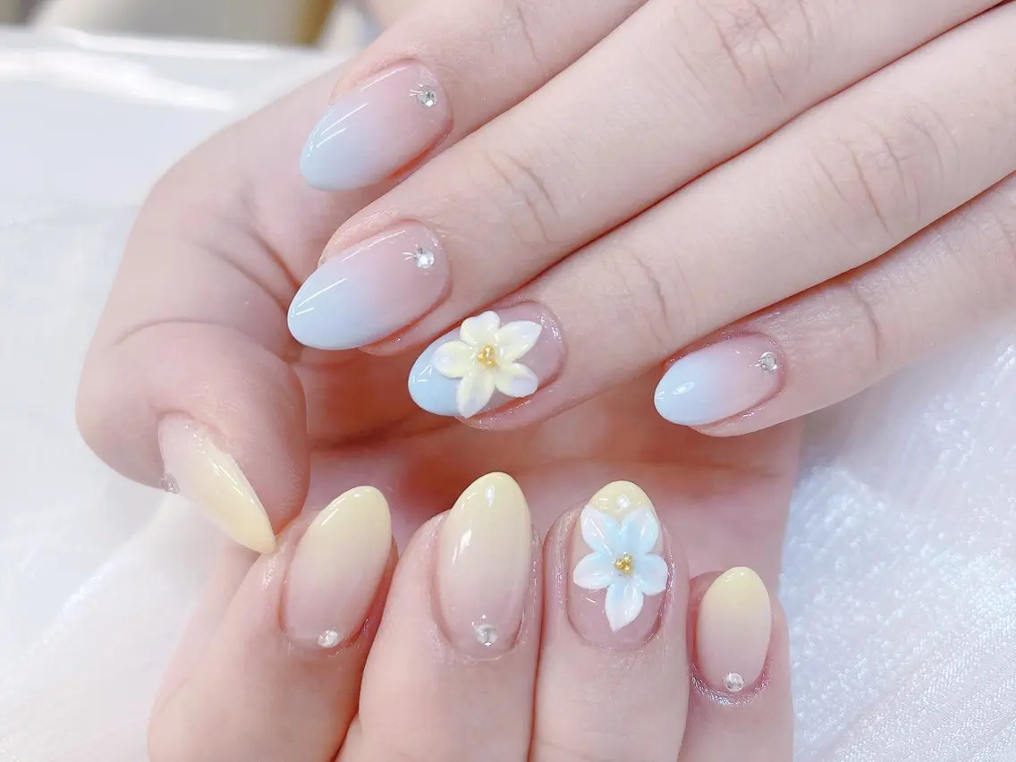 ネイル チークネイル 成人式 フレンチネイル グラデーション 氷ネイル・うるうるネイル ハンドネイル DUO MI nail salonのネイルデザイン