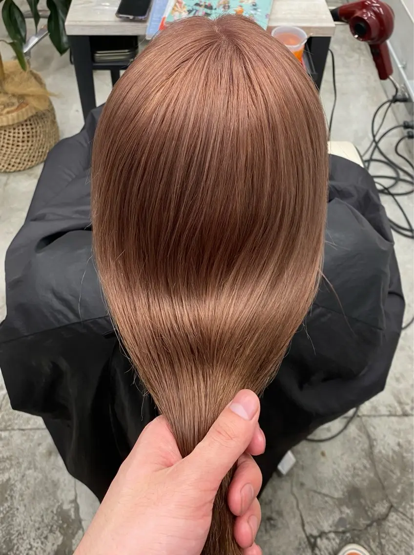 ロング カラー ベージュカラー ブリーチ ピンクカラー ピンクベージュ ヒカル/ミディアム パーマ/ロングパーマのヘアスタイル