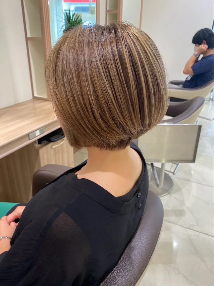 ショート カラー ブラウンカラー 透明感カラー オレンジ カット ヘアカラー トリートメント 🌱脱白髪染め特化 🌱岡田将英のヘアスタイル