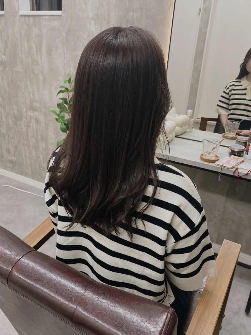 セミロング カラー 透明感カラー 1席のみの 美容室IKKIのヘアスタイル