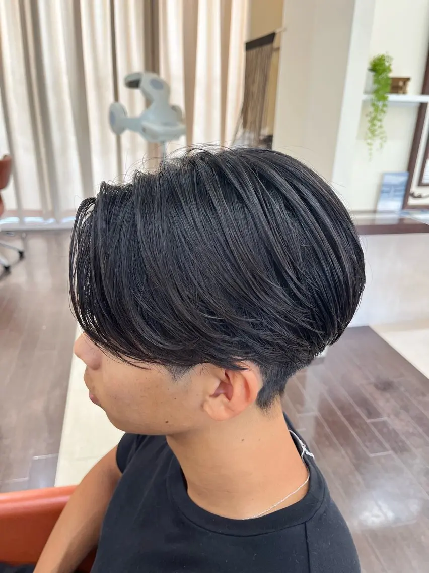 ショート パーマ メンズ センターパート メンズパーマ ニュアンスパーマ 🧊メンズ特化🧊 高木航希のヘアスタイル