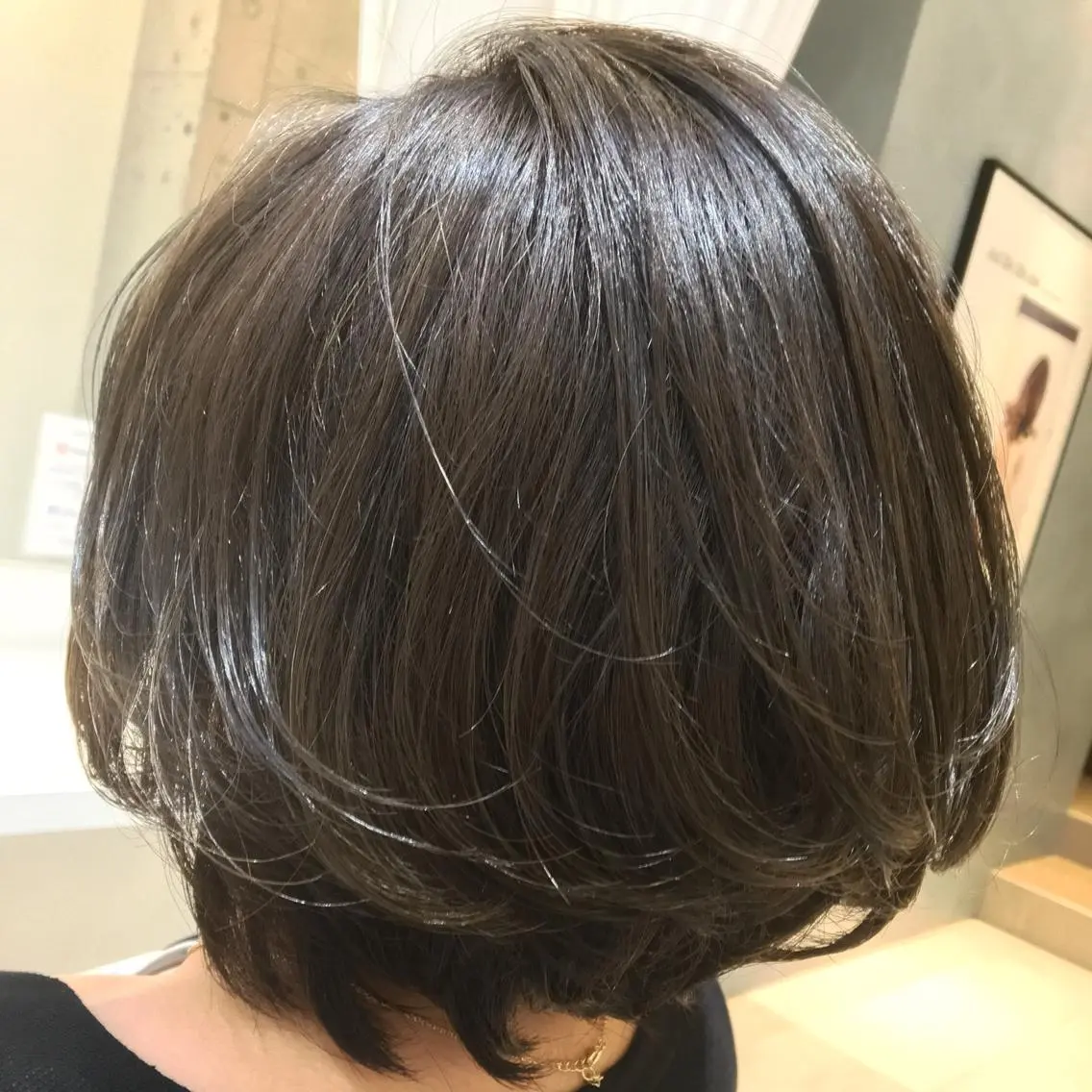 ミディアム カラー ソラオカ ユウキのヘアスタイル
