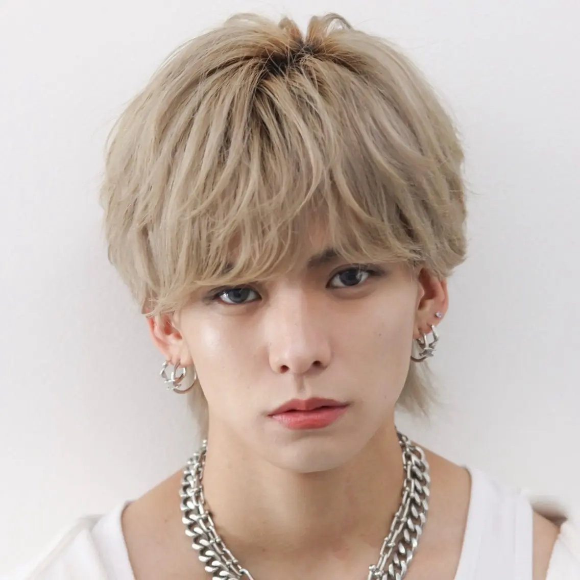 ショート カラー パーマ メンズ ベージュカラー カット ヘアカラー トリートメント 🔥メンズ極🔥韓国 シャドウ/波巻き柿崎のヘアスタイル