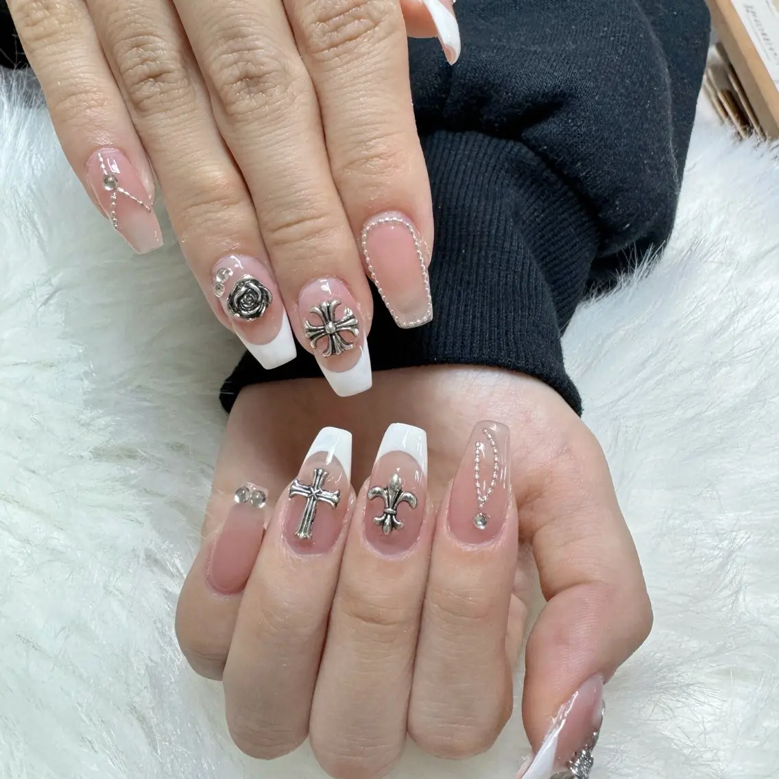 ネイル ハンドネイル 🎀nana🫧 ワンホンネイル🎀のネイルデザイン