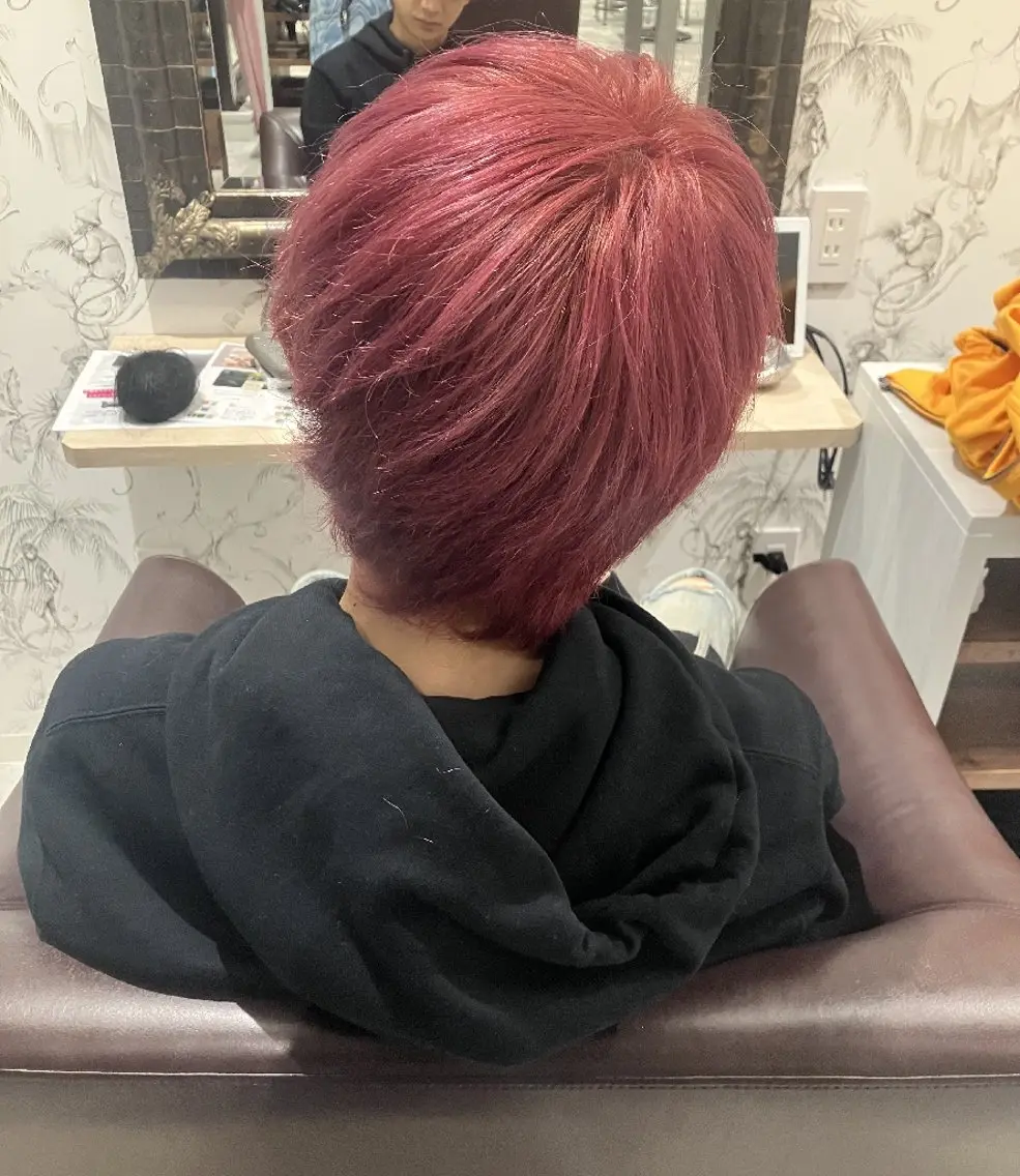 カラー メンズ ヘアカラー yuumi 👱🏻‍♀️のヘアスタイル