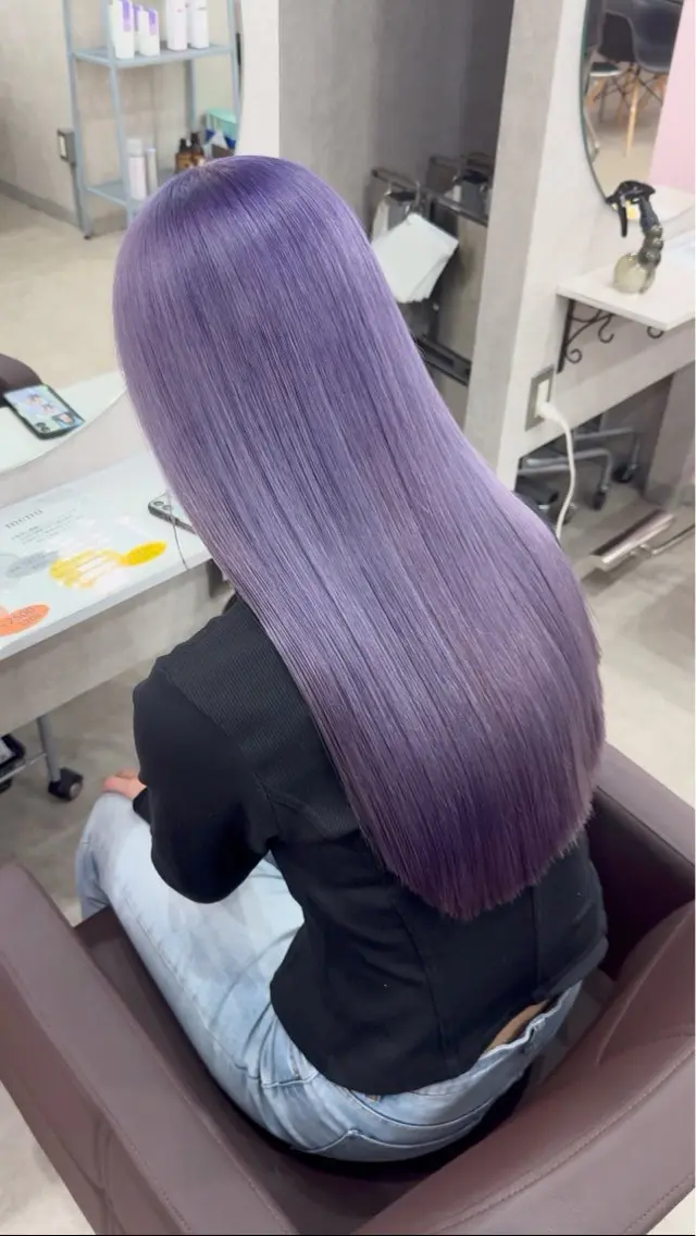 カラー ブリーチ ラベンダーカラー ヘアカラー トリートメント ヘアセット 小川 新大のヘアスタイル