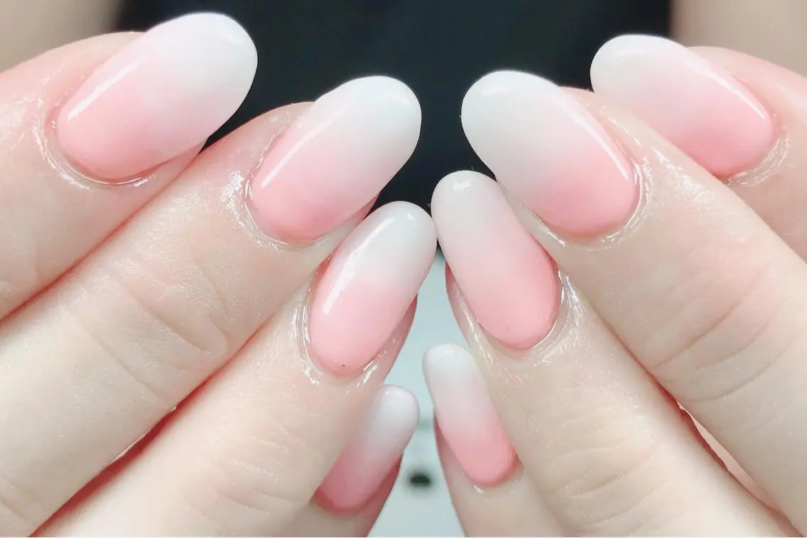 ネイル ニュアンスネイル🌈 MYU Nailsのネイルデザイン