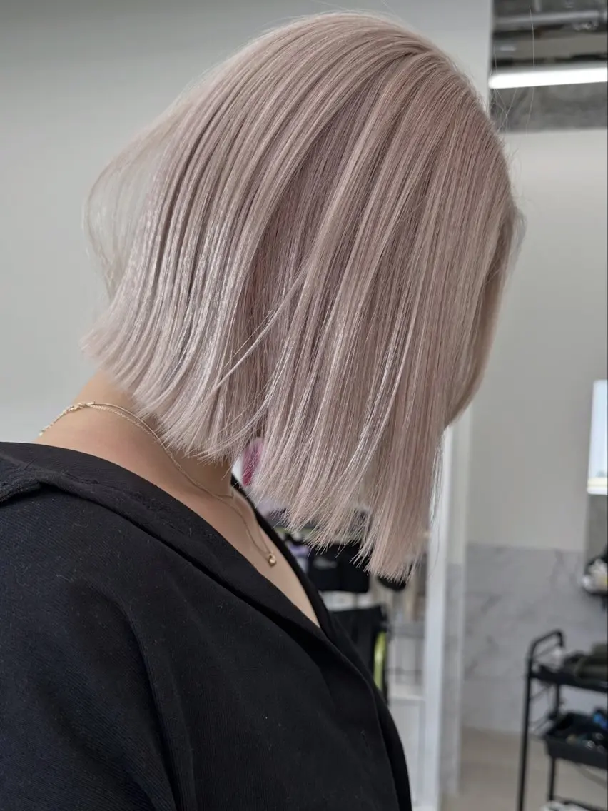 カラー ブリーチ 透明感カラー ハイトーンカラー ヘアカラー ブリーチ/ハイトーン 名古屋栄 リカのヘアスタイル