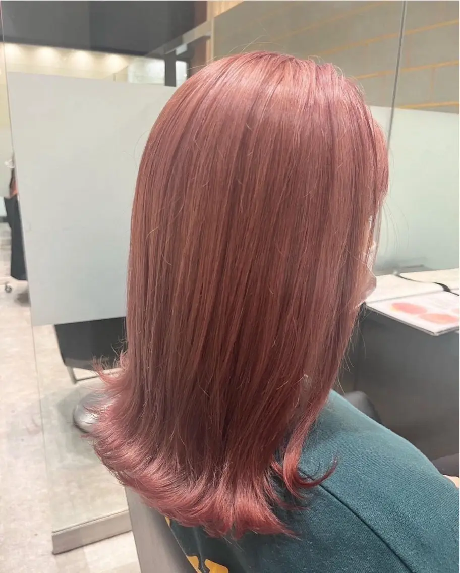 カラー 林 美月のヘアスタイル
