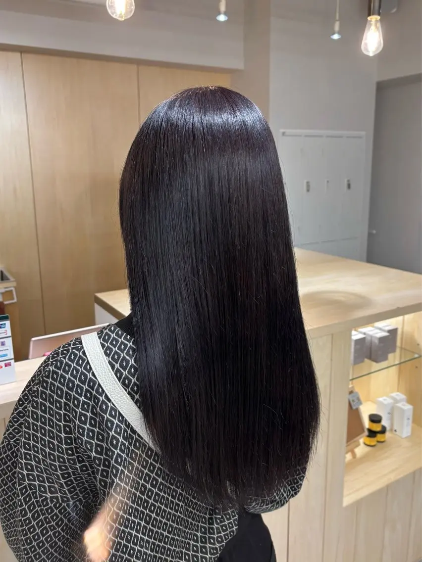 【ご新規様限定】カット + イルミナカラー or アディクシーカラー + aujua4ステップトリートメントの写真