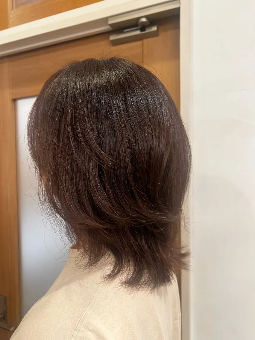 カラー メッシュ コバヤシ ユメのヘアスタイル