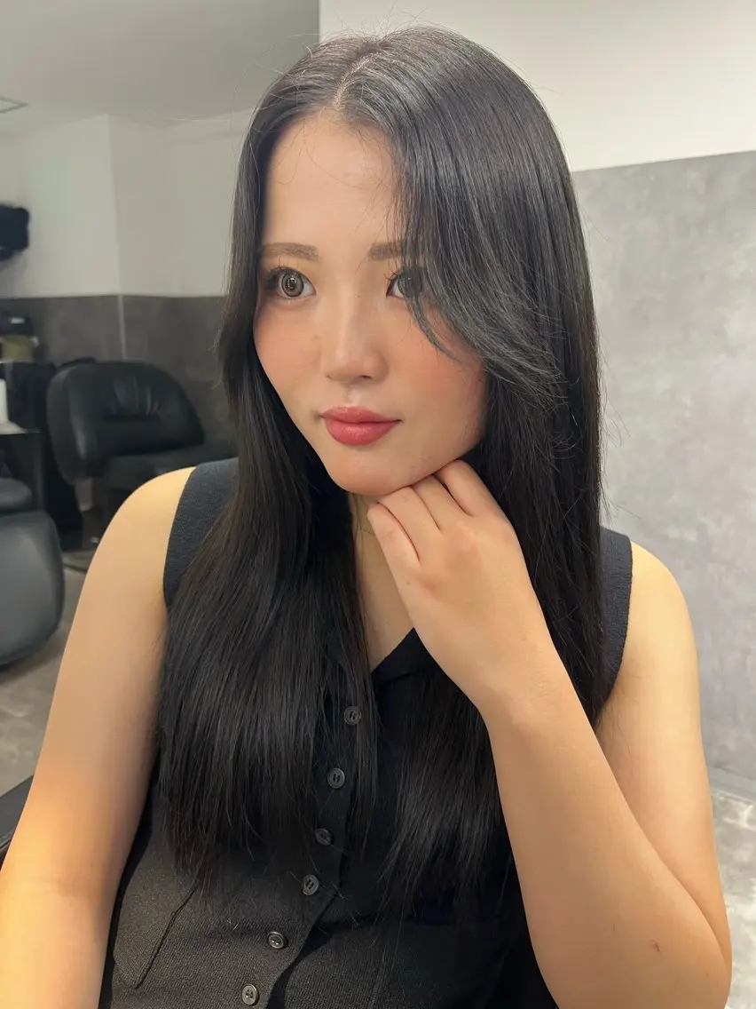 ロング カラー ブリーチ ブリーチなしカラー 顔周りカット レイヤーカット ヘアカラー 透明感/レイヤー 🇰🇷tomonaのヘアスタイル