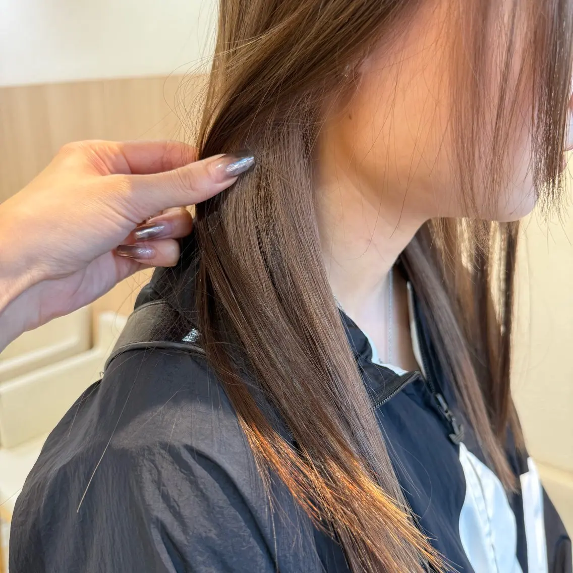 ロング カラー ヘアカラー トリートメント 店長ハイトーンカラー 柞山史奈のヘアスタイル