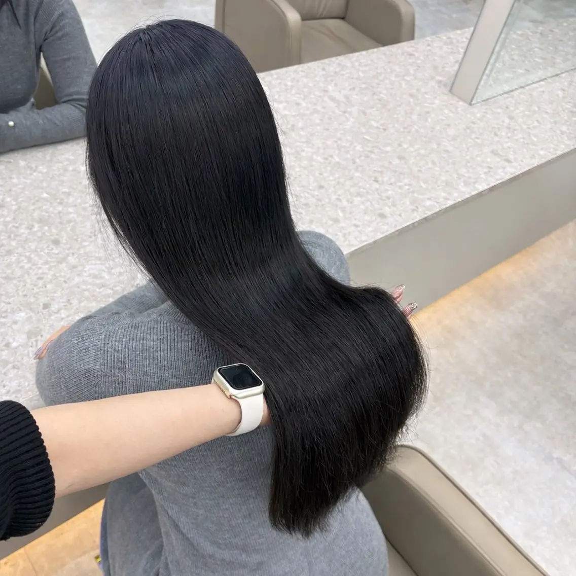 ロング カラー ヘアカラー トリートメント うる艶/ハイトーン 🎀hina🎀のヘアスタイル