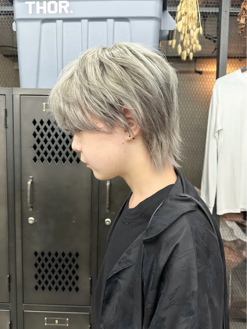 ミディアム カラー メンズ マッシュウルフ マッシュ メンズウルフカット ウルフカット ヘアカラー トリートメント メンズ特化 🦋KANOKO🦋のヘアスタイル