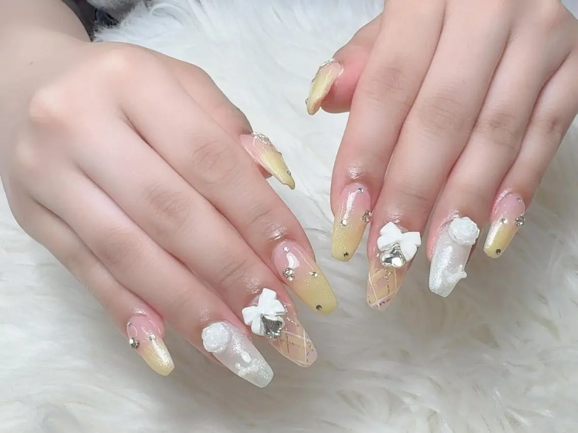 ネイル 韓国ネイル 水色 マグネットネイル ニュアンスネイル オフィスネイル ハンドネイル Hana Rose Nailのネイルデザイン