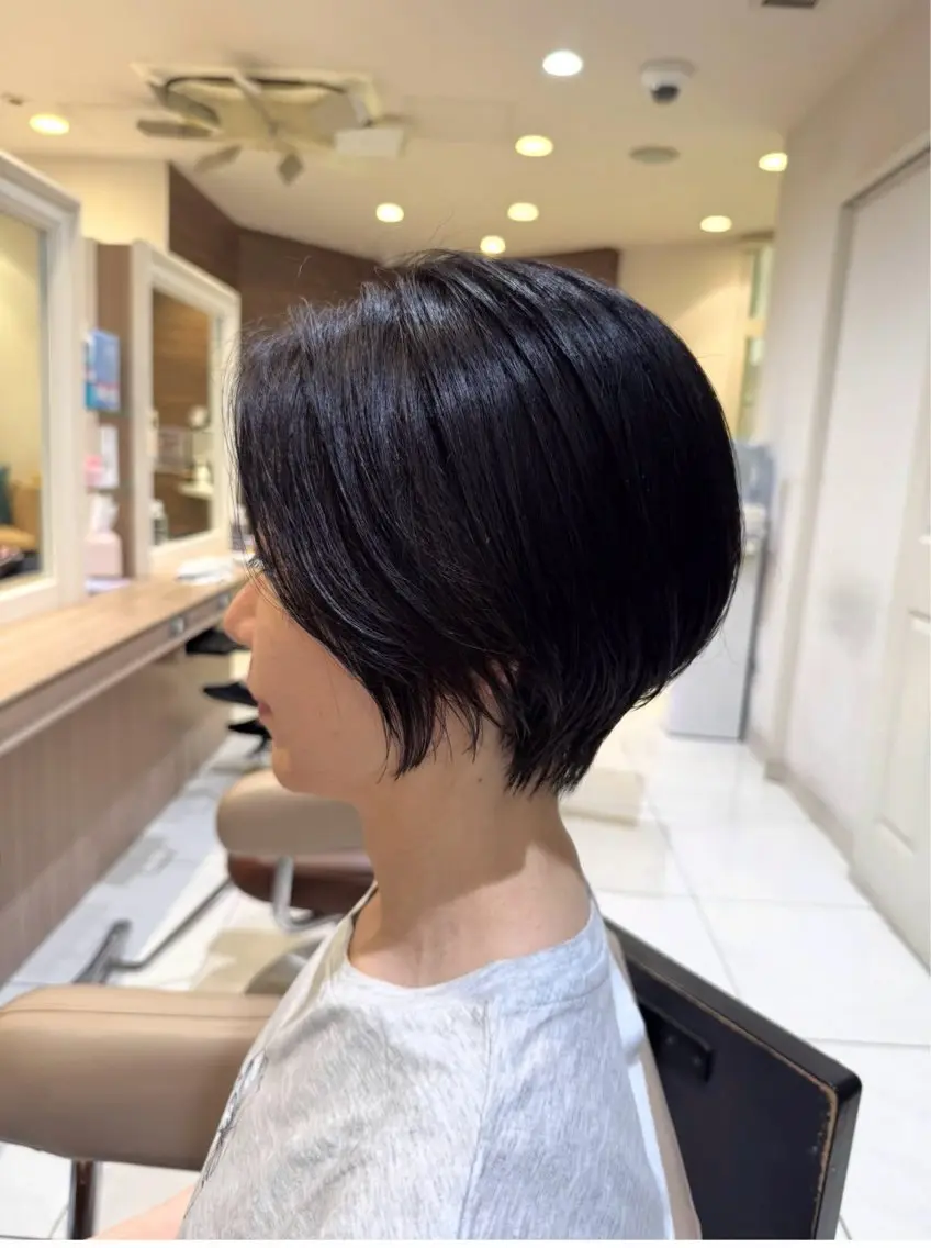 ショート ショートボブ ボブ ショートヘア カット ヘアカラー トリートメント ママ美容師⭐️ シモダイラ ヒデミのヘアスタイル