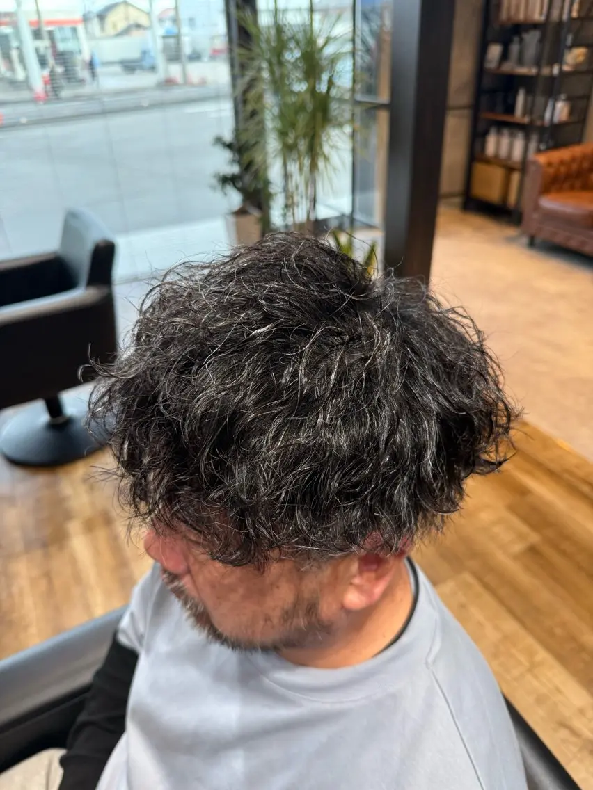 ショート パーマ 糸山 大輔のヘアスタイル
