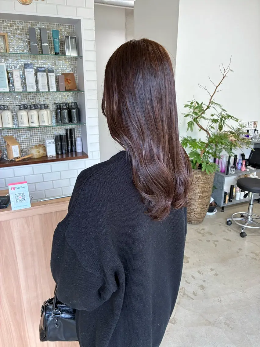 セミロング カラー 髪質改善が得意✨ 榎本亜衣のヘアスタイル