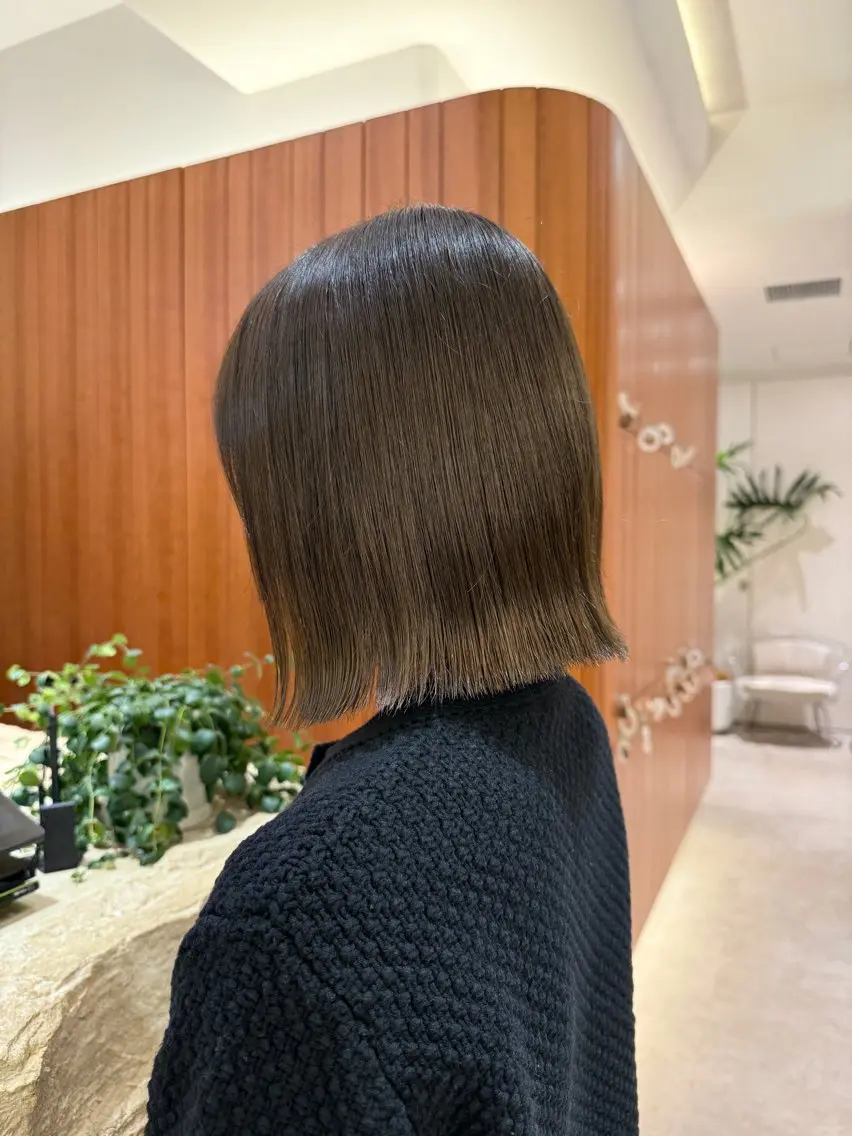 ショート カラー 切りっぱなしボブ ショートボブ ボブレイヤー ショートレイヤー ハイトーンカラー カット ヘアカラー 縮毛矯正 トリートメント 【渋谷】ボブ・ レイヤーボブ特化✂︎のヘアスタイル