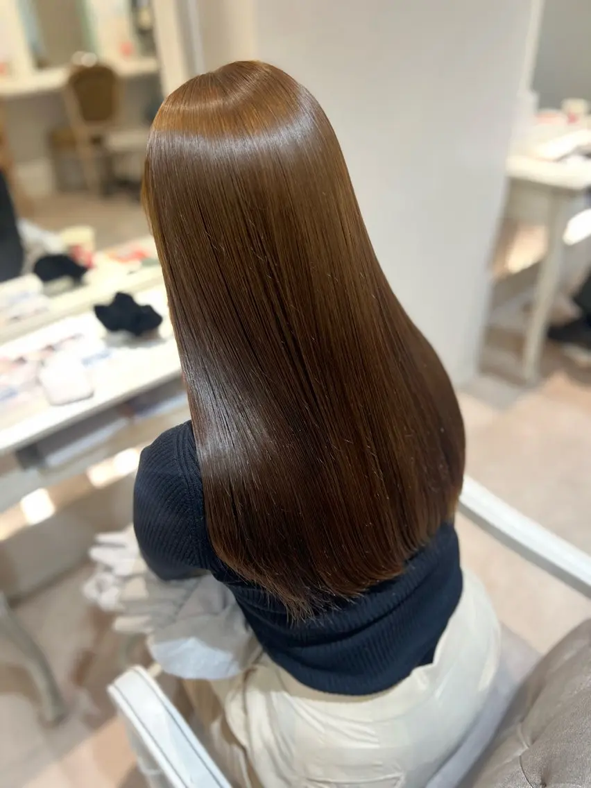 ロング カラー ベージュカラー 髪質改善 カット ヘアカラー 塚本 希来のヘアスタイル