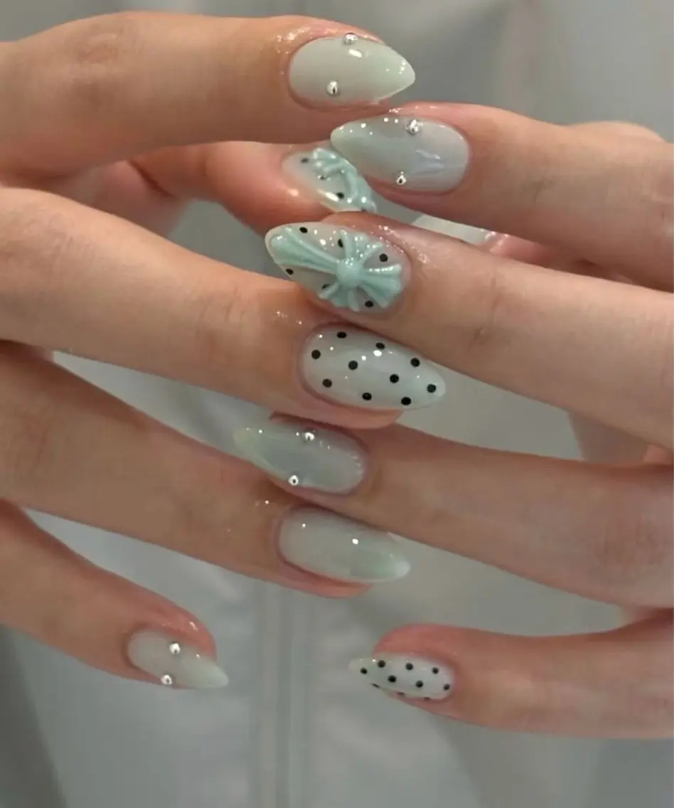 ネイル 韓国ネイル 持ち込み ワンホンネイル ハンドネイル ハンドケア Nova Nail Studioのネイルデザイン