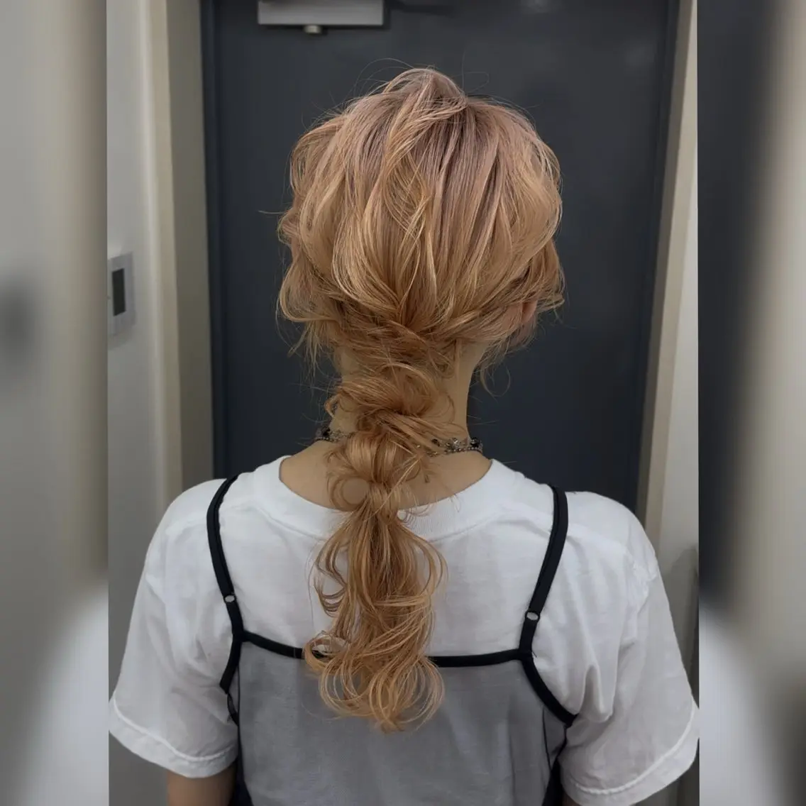 ロング ヘアアレンジ 上田 季里のヘアスタイル