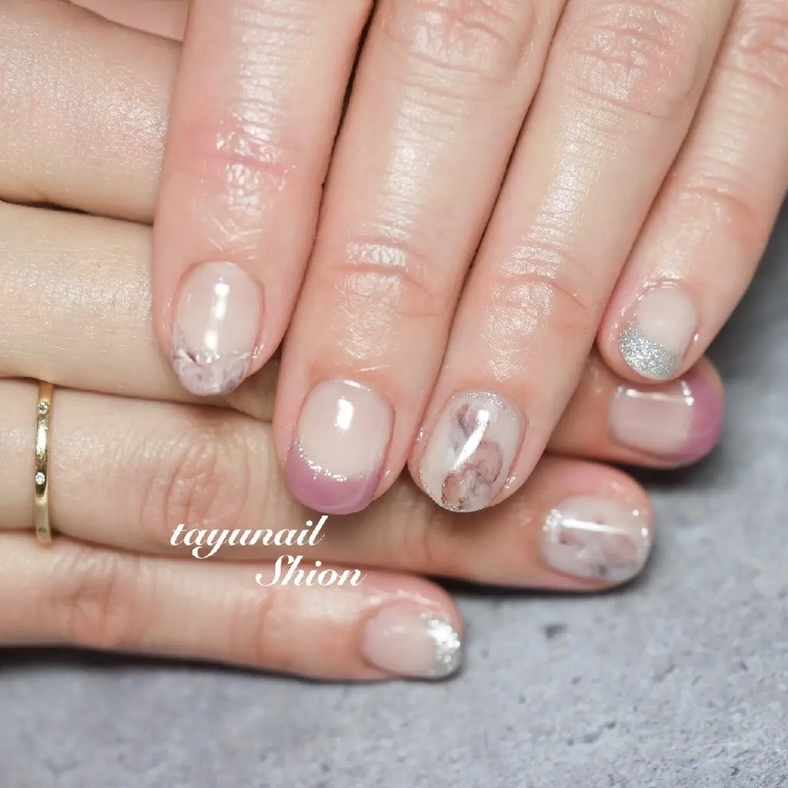 ネイル フレンチネイル ジェルネイル ニュアンスネイル パラジェル 冬ネイル ネイルサロン 【たゆnail】のネイルデザイン