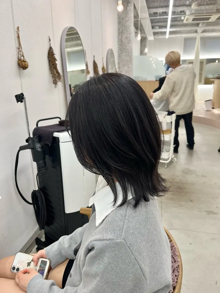 ショート カラー ヘアカラー トリートメント 🌼花屋併設🌼 木下奈々望のヘアスタイル