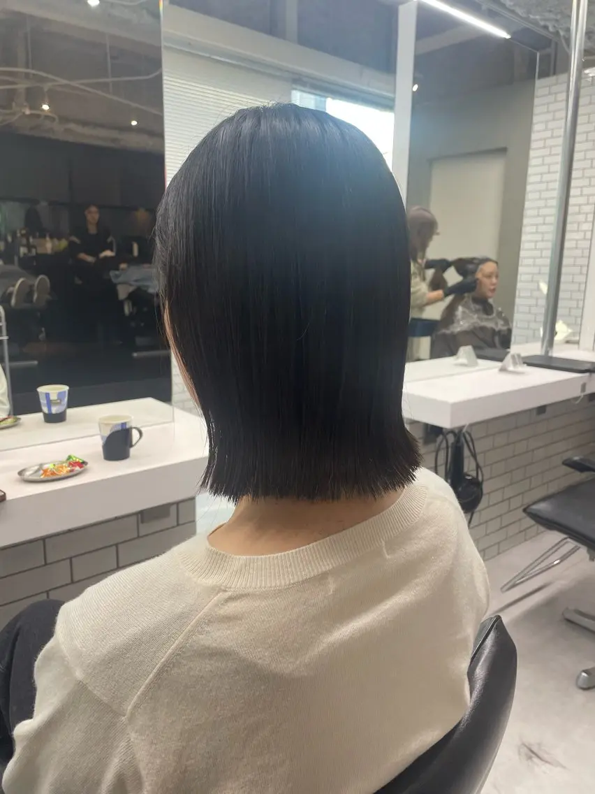 ショート 切りっぱなしボブ ボブ カット ヘアカラー トリートメント Bob &髪質改善 NEMOTOのヘアスタイル